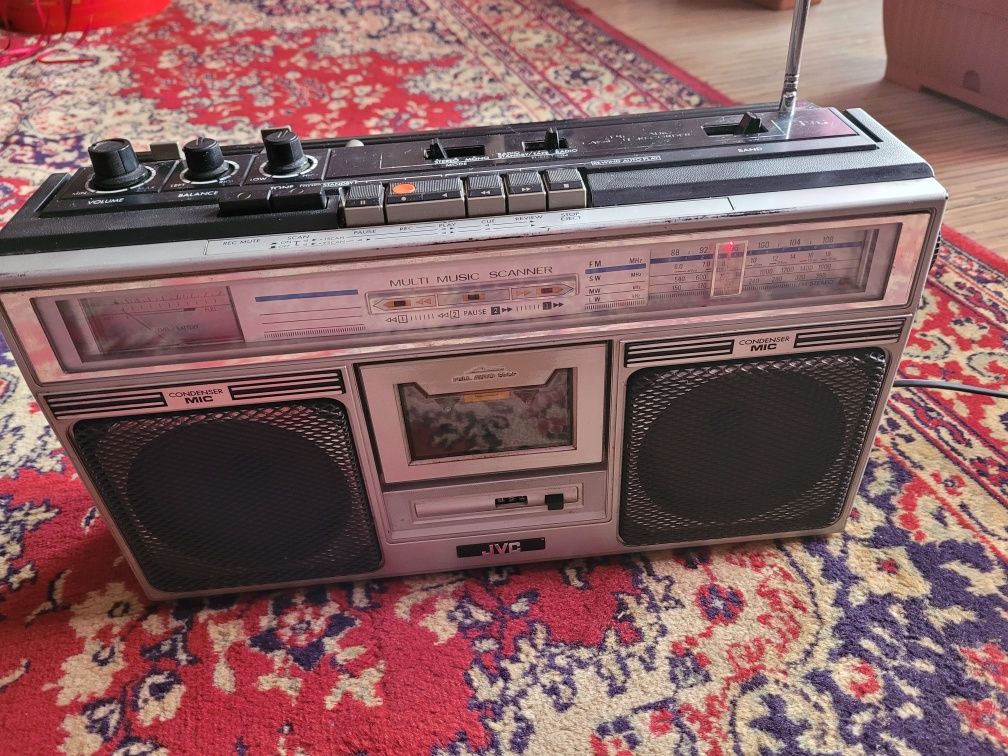 Boombox JVC  RC-646 L original, made in Japan.