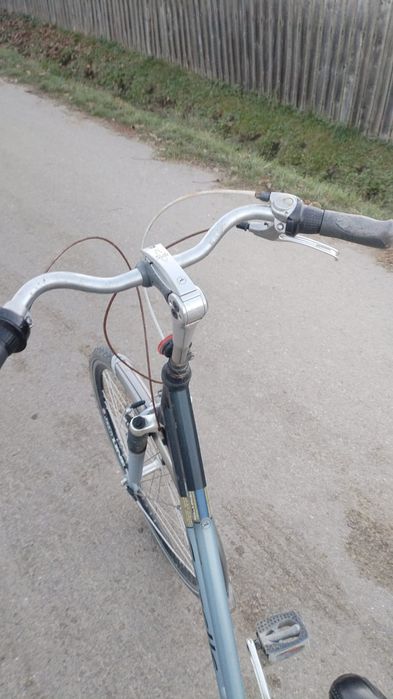 Vând bicicleta intr o stare foarte buna