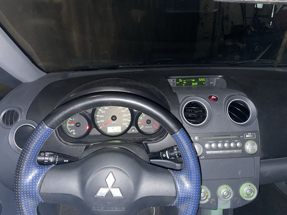 Mitsubishi colt 2006 г на части