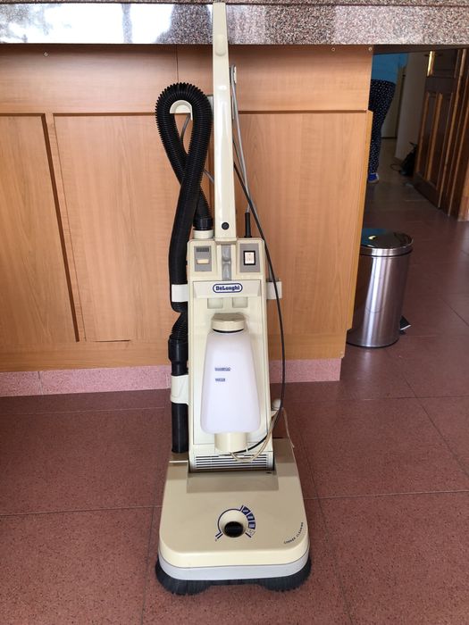 Перяща Прахосмукачка Delonghi