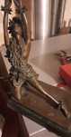 Sculptura deosebita din bronz pe soclu din marmura