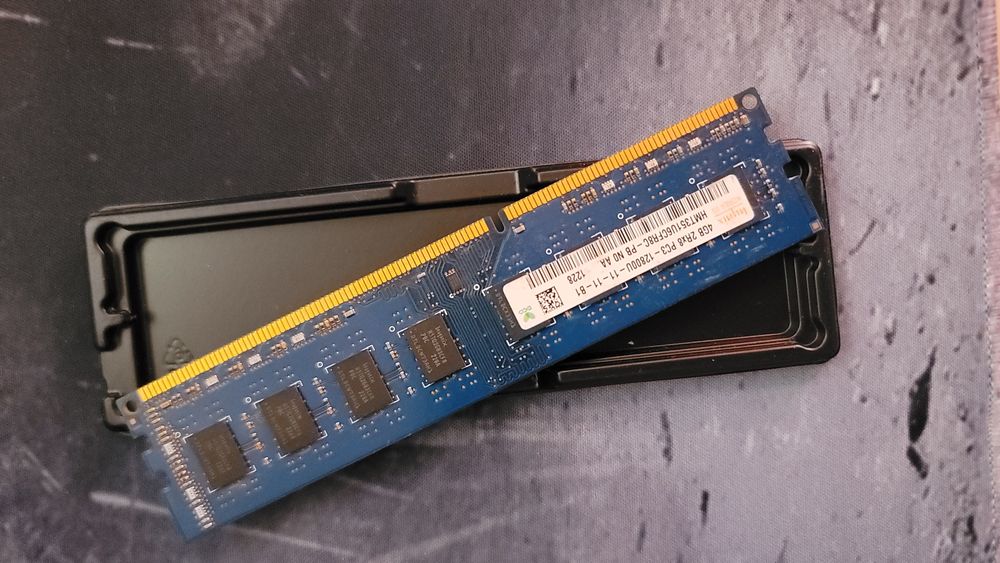 Pentium G3220[4го поколения] +ddr3 8 gb operativka [4+4]