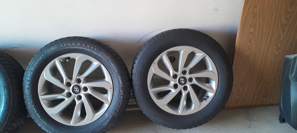 Лети джанти с Зимни гуми за SUV Hyundai Kia
