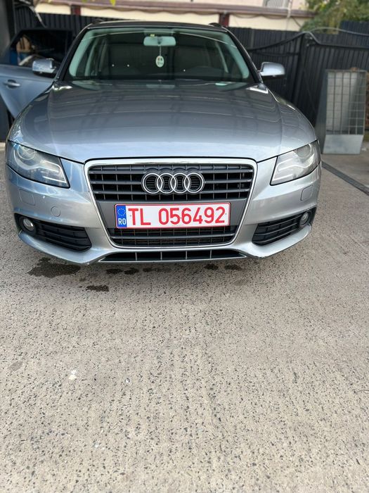 Vând Audi A4 brek