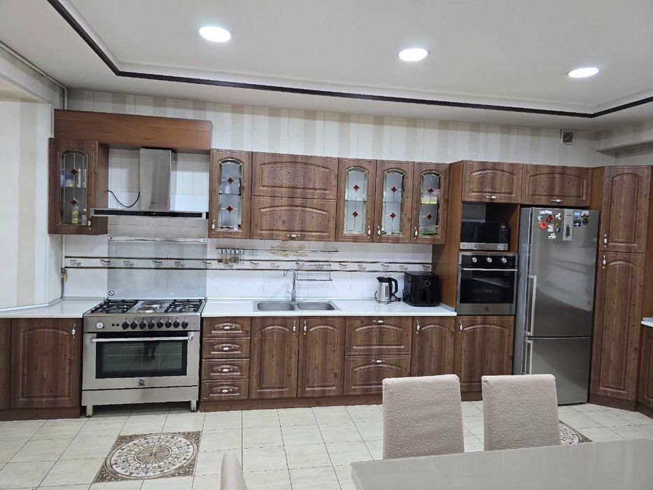 Продаю свой дом-участок в престижной махалле "Уста-Ширин" (раб. гор-к)