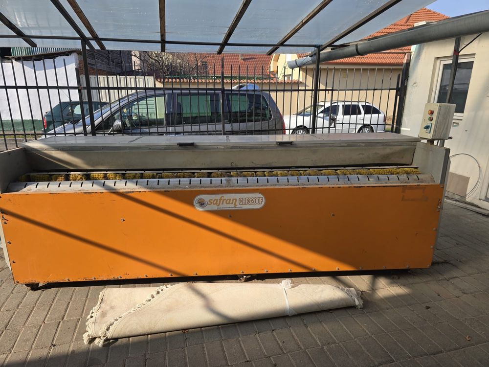 Afacere la cheie in Oradea sau linie completa pentru spalat covoare.