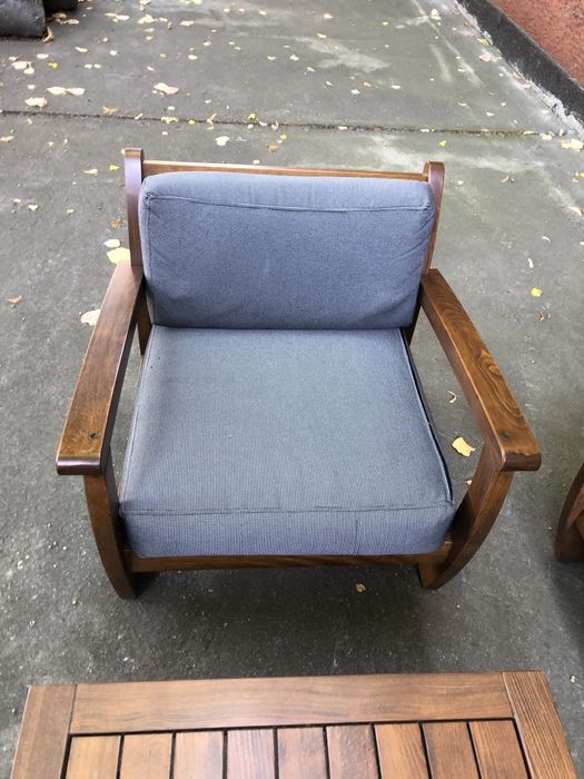 Градински маси и нисък диван