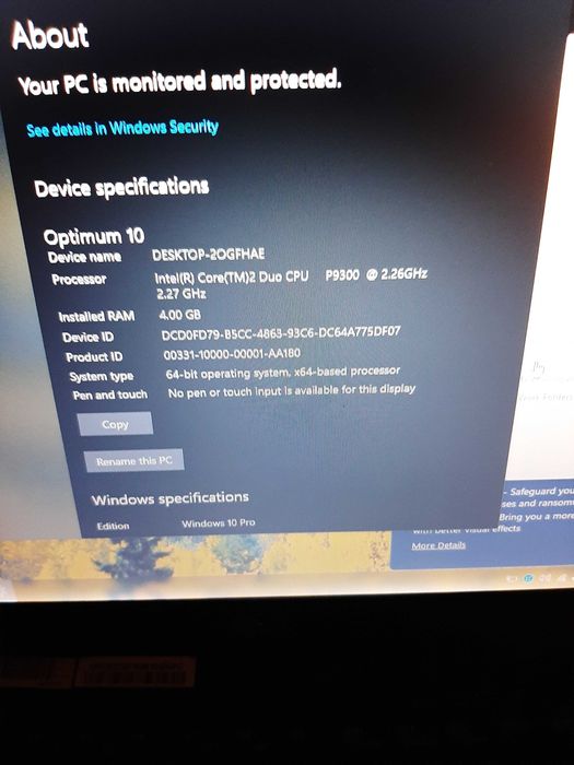 Laptop DELL LATITUDE E4300 + incarcator + geanta