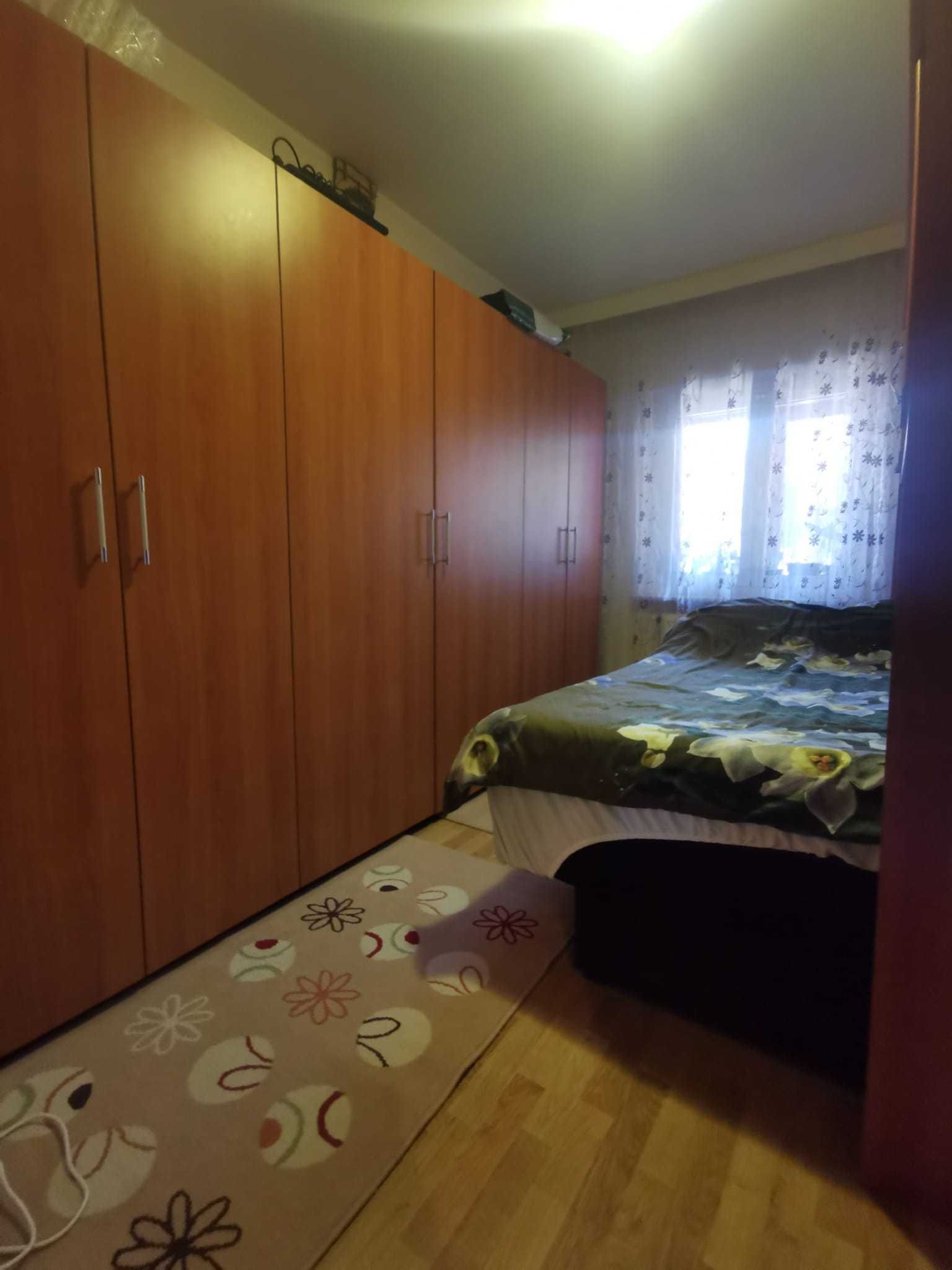 Vanzare Apartament 4 Camere - Targu Jiu