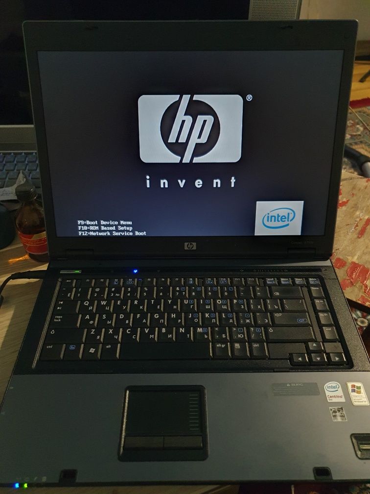 HP b6710  ноутбук без жёсткого диска