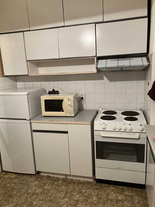 Дава се под наем Тристаен апартамент в София, Люлин 6 - 86 кв.м за 357 € - Снимка #3