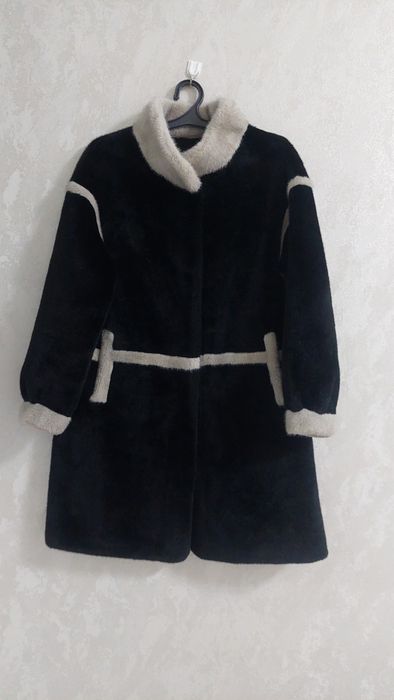 Продам эко - шубу в отличном состоянии