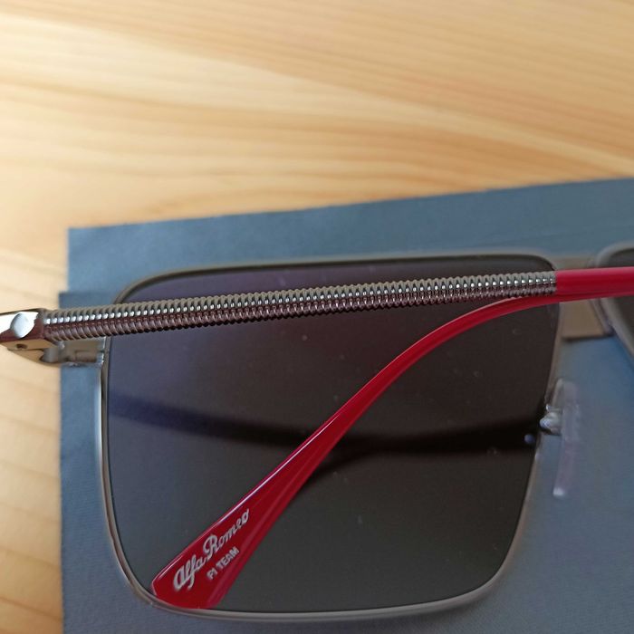 Оригинални лицензирани слънчеви очила Alfa Romeo F1 Orlen