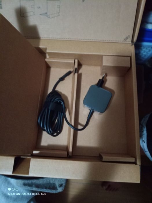 Laptop Asus Vivobook