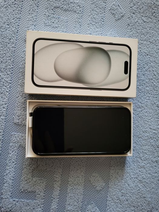 Продам Apple iPhone 15, 128 gb, черный