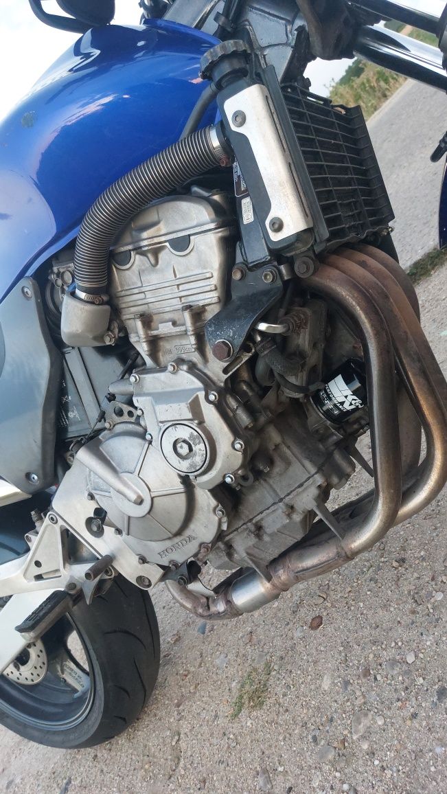 Vând Honda hornet