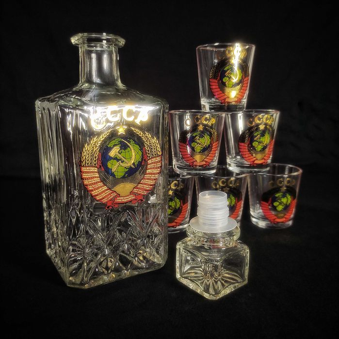 Графин и Рюмки СССР. Подарочный набор.