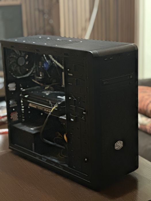 Продавам се компютър