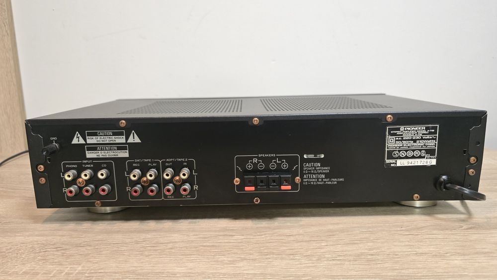 Pioneer A-119. Amplificator rar, sunet fabulos. Ca nou. Preț fix !