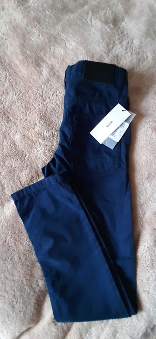Boss нови дънки за момче 10г., 138см.