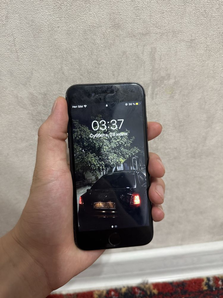 iPhone 7 идеальное состояние