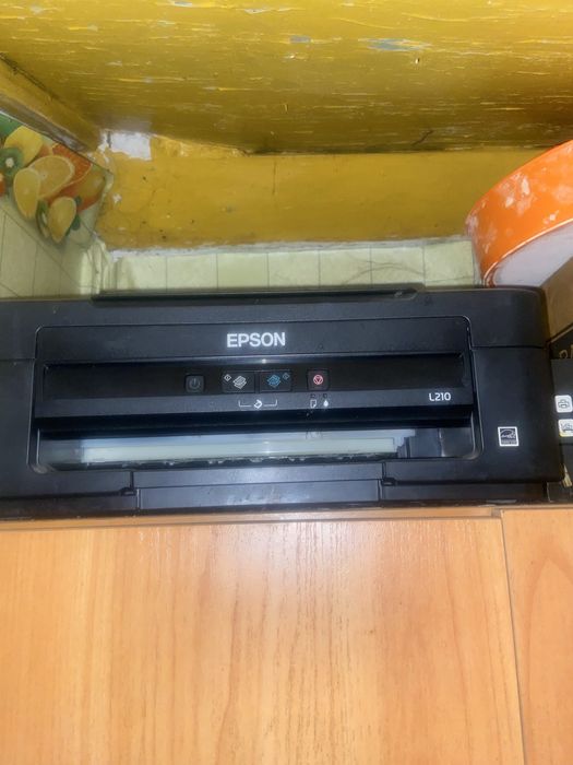 Принтер цветной epson l210