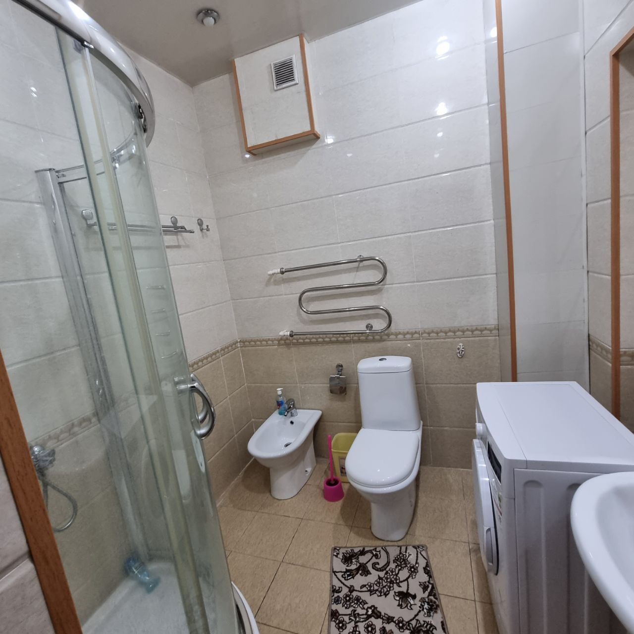 аренда на короткий срок . 3 комнатный квартира на Саракульке 800$ 3/2/