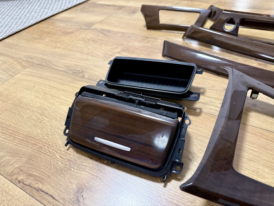 Trimuri mahon BMW E90 facelift