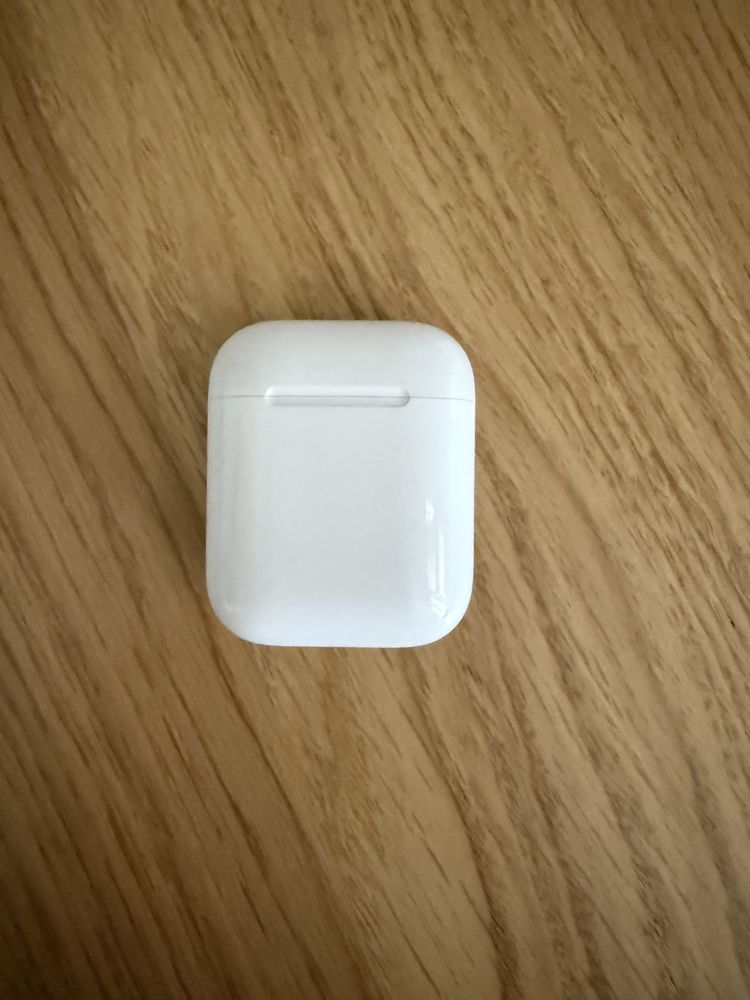 AirPods 2 малко ползвани