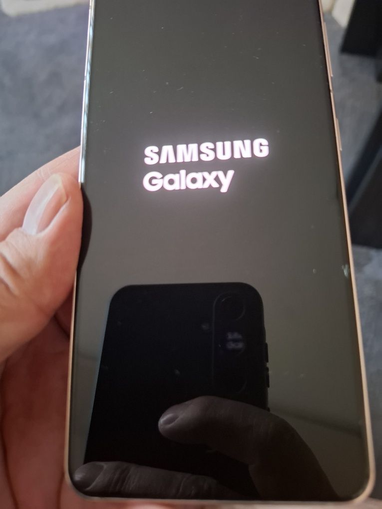 НАМАЛЕН! Samsung Galaxy S21 5G / 256 GB / 8 GB