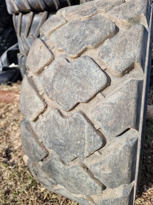 Anvelopă bobcat 10-16.5 marca Mitas