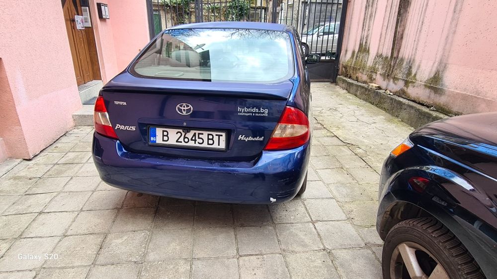 Toyota prius 1.5 hybrid