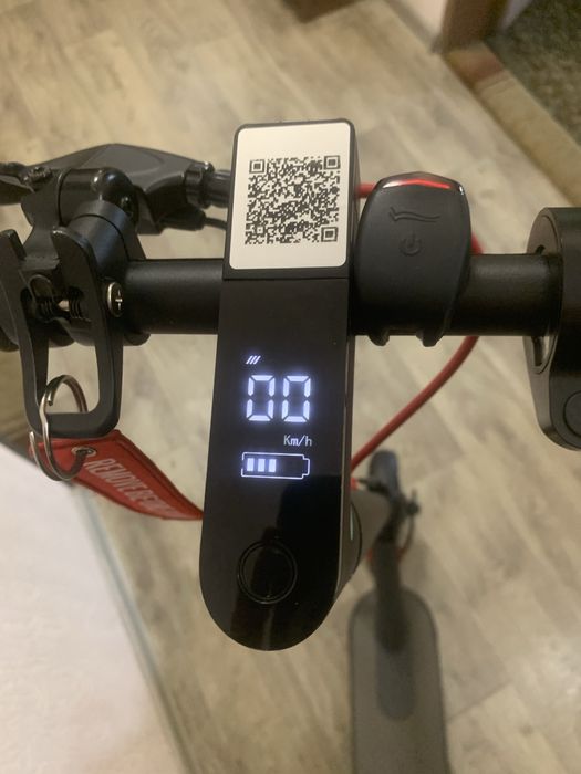 Електрическа тротинетка QMWheel H7, 350W с 10,4Ah батерия