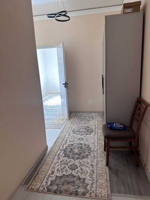 Продаю срочно дом своя 2 ком 10 этаж новостройка мебель и техника