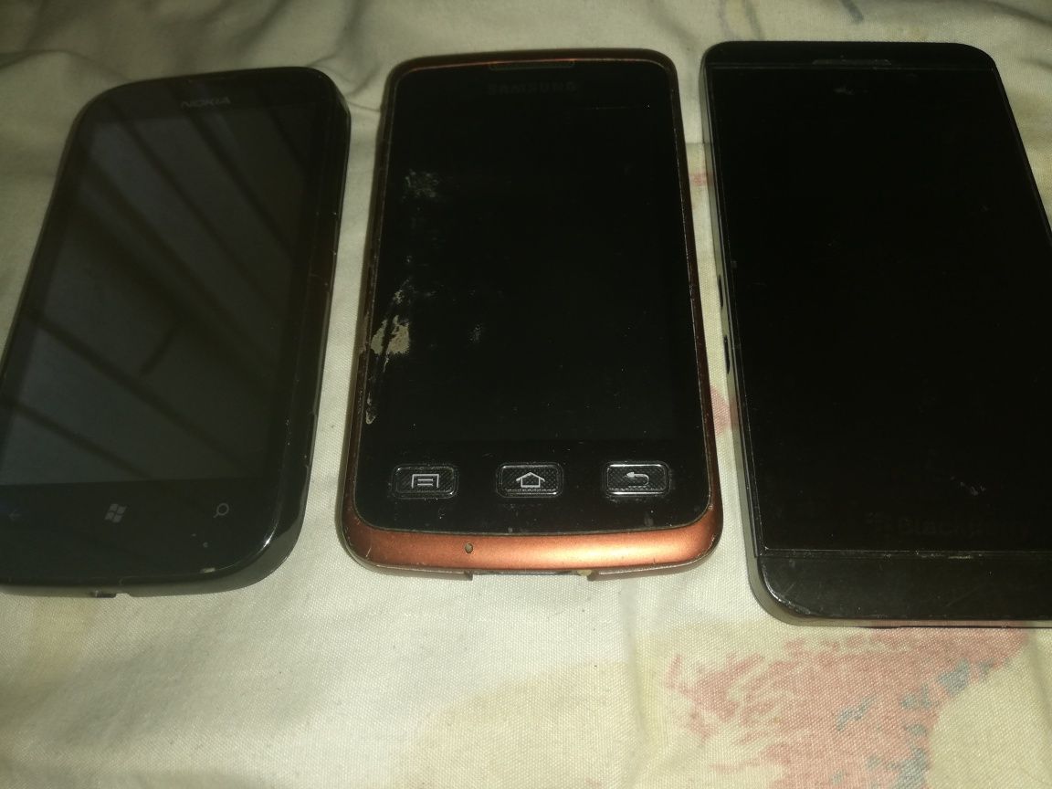 BlackBerry z10, Samsung x over, Nokia 510 80lei toate