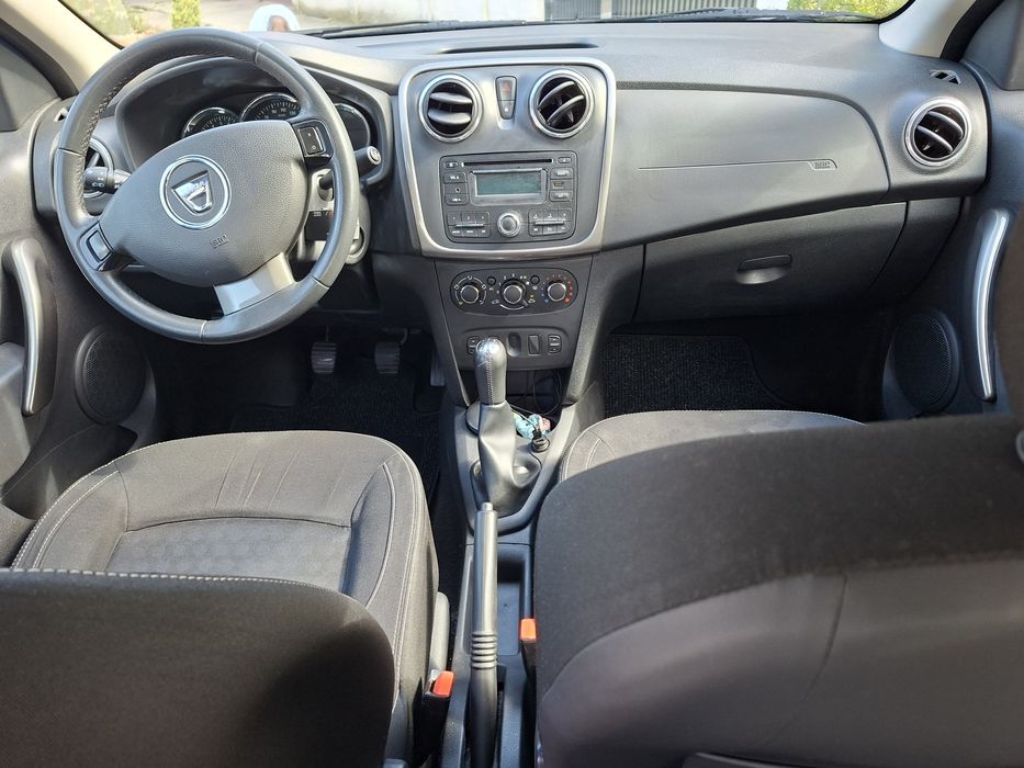 Vând Dacia Logan 2 Laureate, 1.2; 2013, 60.000 km