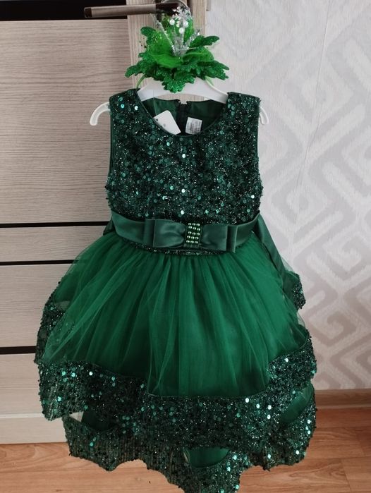 Новогоднее пышное платье