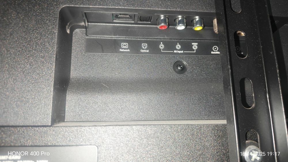 Срочно продаётся новый тв Xiaomi 55