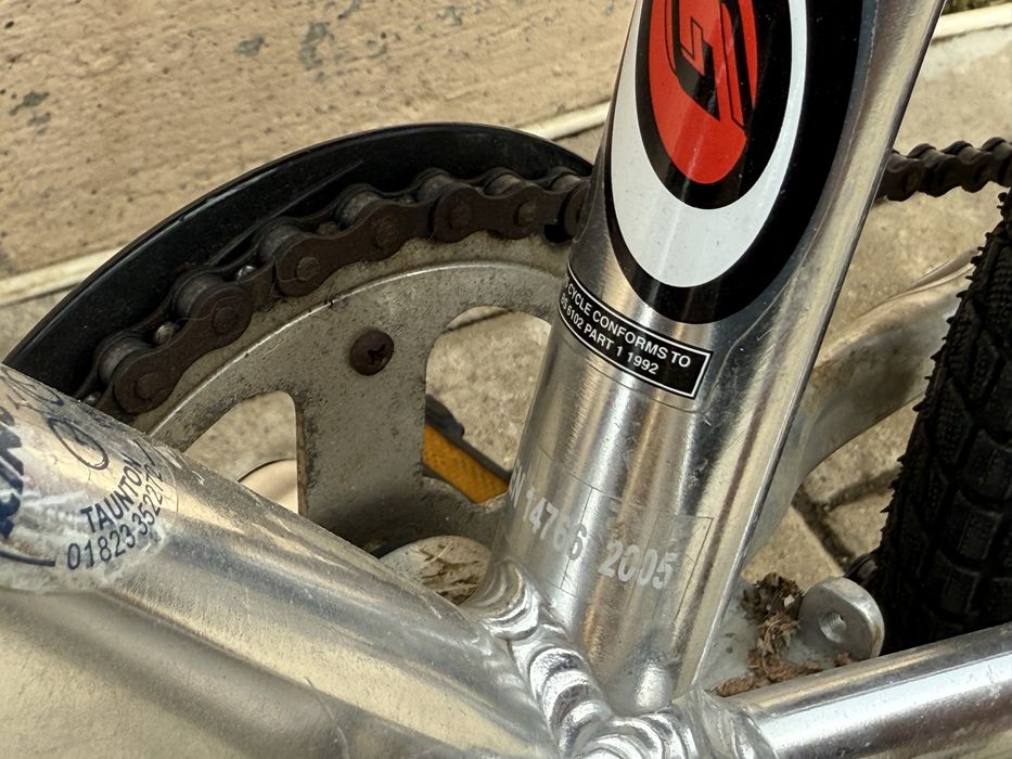 Bibicleta aluminiu foarte 16 inch copii 4-6 ani