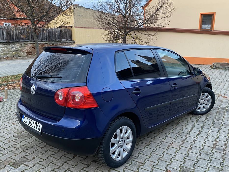 Vw Golf 5 1.6 16V 2007 Euro 4 Unic Proprietar în acte / 2450€ usor neg