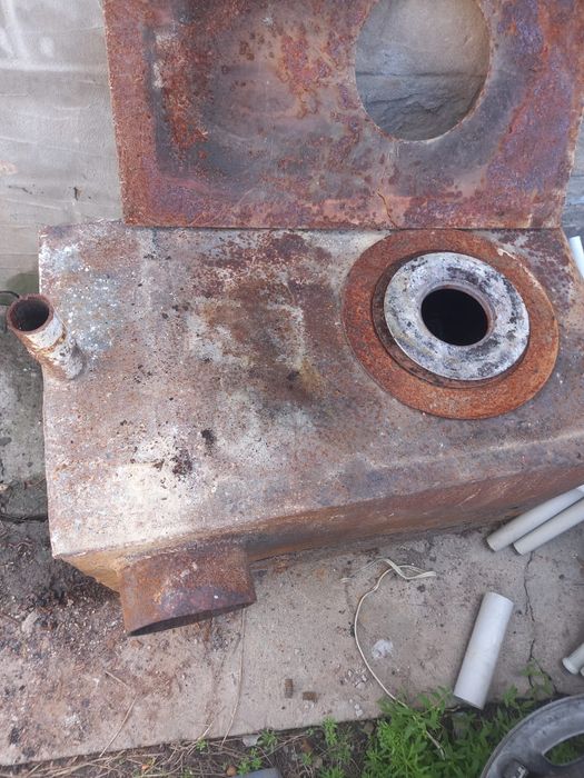 Продам печь на твёрдом топливе для системы парового отопления