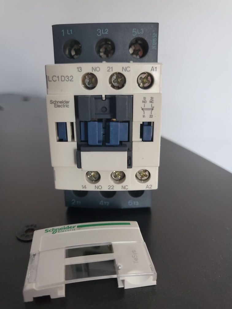Ел. Контактор Schneider Electric
