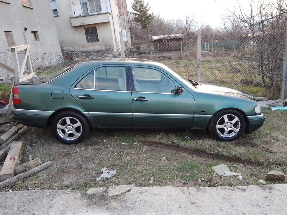 mercedes C 250 w 202 на части