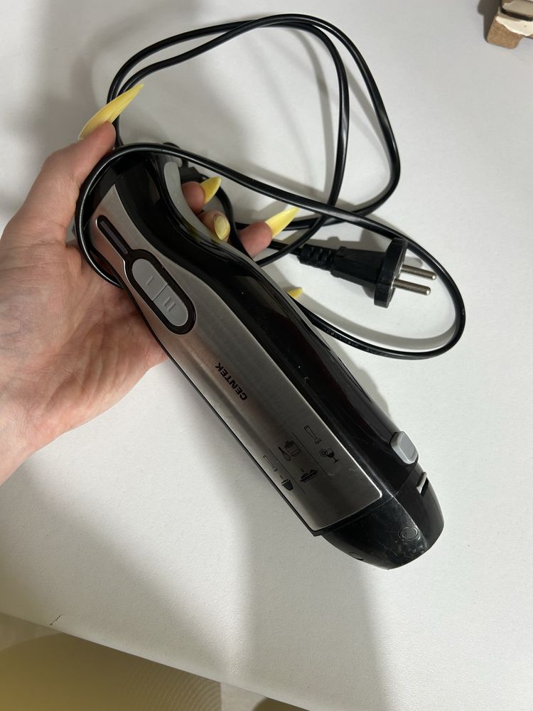 Продам блендер centek 1310, в отличном состоянии.