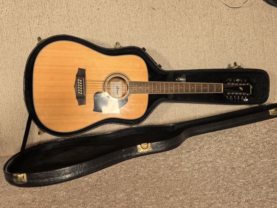 Chitara Ibanez 12 corzi(nu yamaha, fender, takamine, etc)