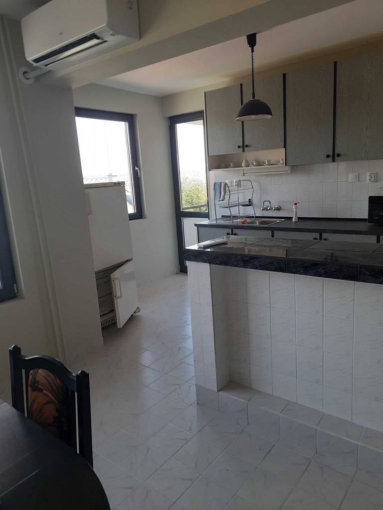 Продава се Тристаен апартамент в Плевен, 9-ти квартал - 130 кв.м за 1270 €/кв.м - Снимка #10