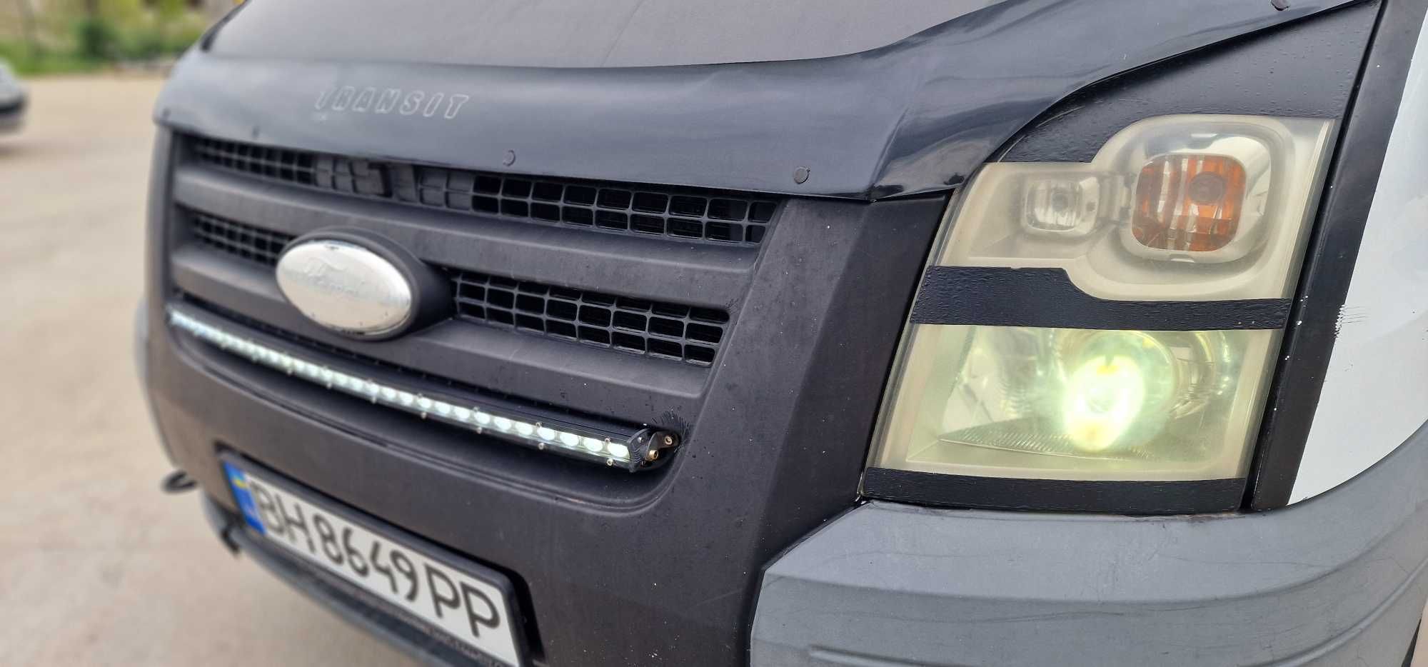 Пасажирский Ford Transit  срочно Украинская регистрация