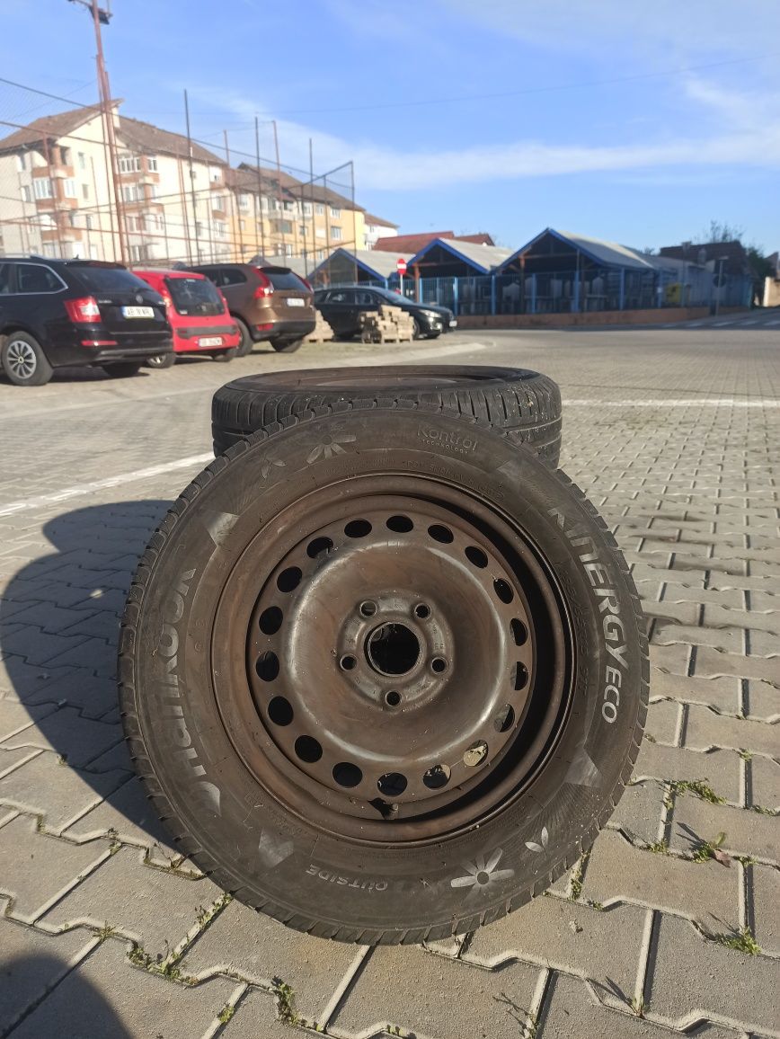 Vând jante  195/65 R15 VW + cauciucuri vara Hankook