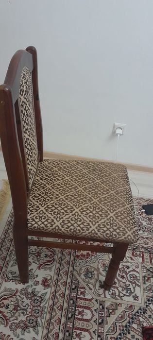 Стол стулья сатылады