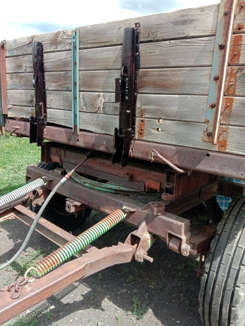Прицеп тракторный